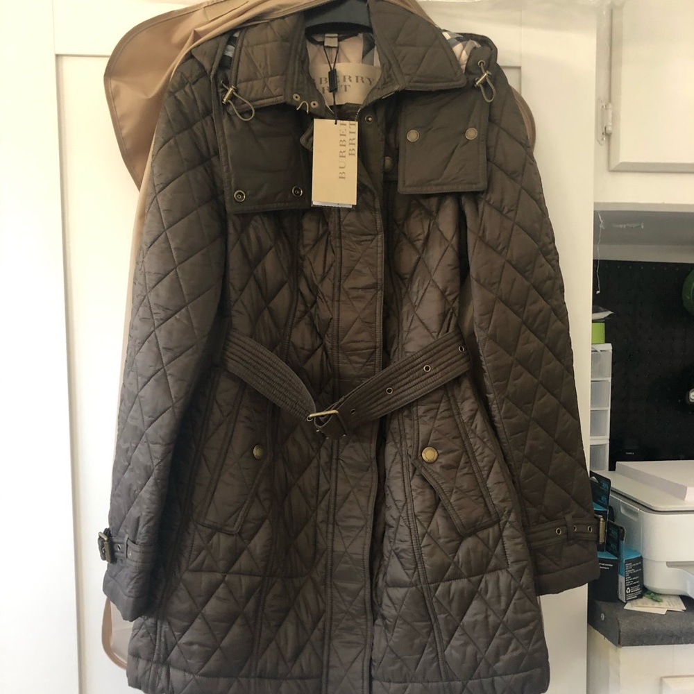 New Burberry Jkt, multi season/ removable hat
